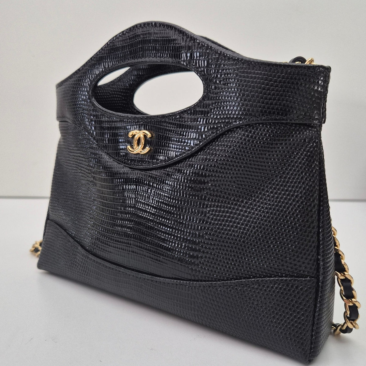 Chanel 31 Lizard Embossed Calfskin Clutch with Chain Black