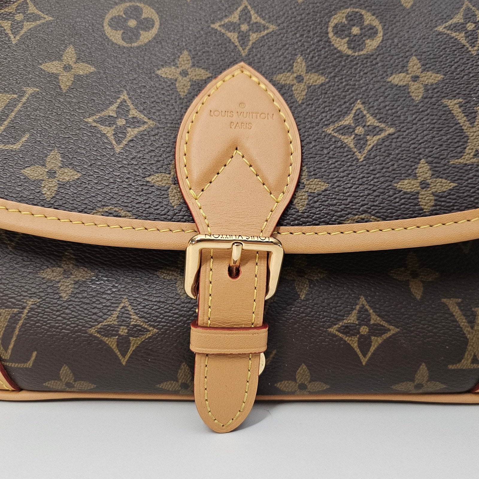 Louis Vuitton Monogram Diane Fuchsia