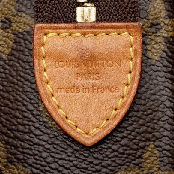 Louis Vuitton Monogram Toiletry Pouch Cosmetic Case 19