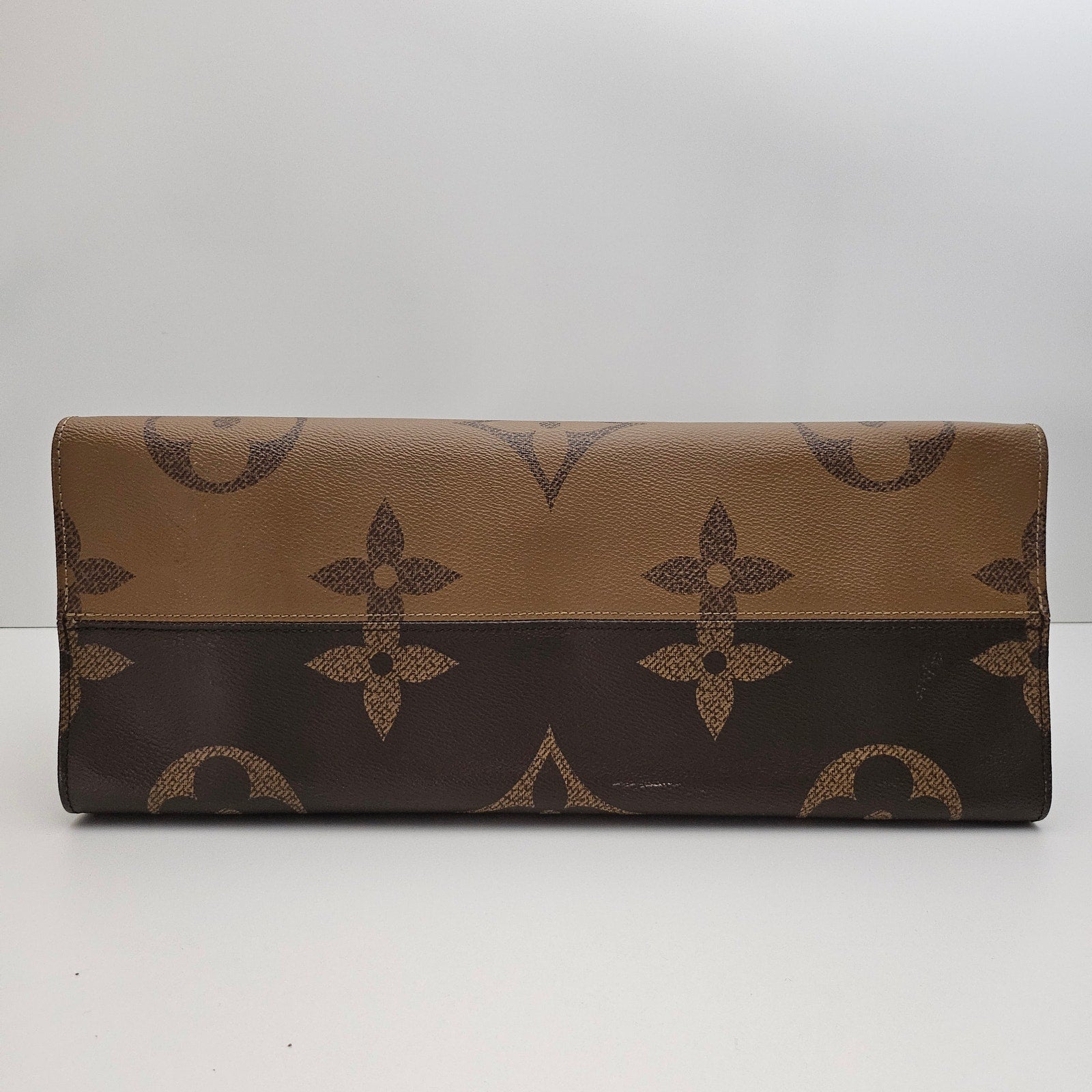 Louis Vuitton Reverse Monogram Giant Onthego GM Tote