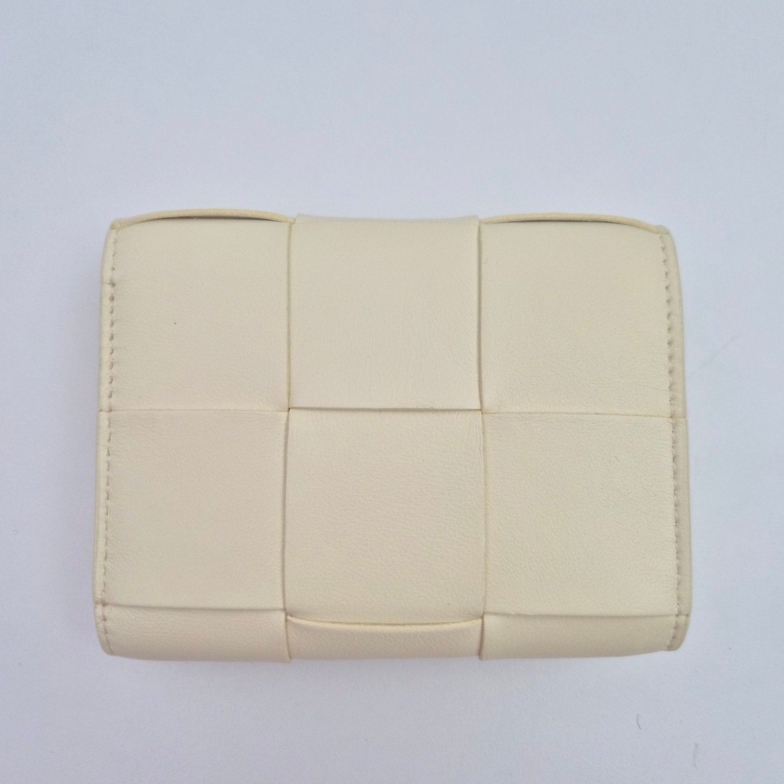 Bottega Veneta White Cassette Intrecciato Small Trifold Wallet