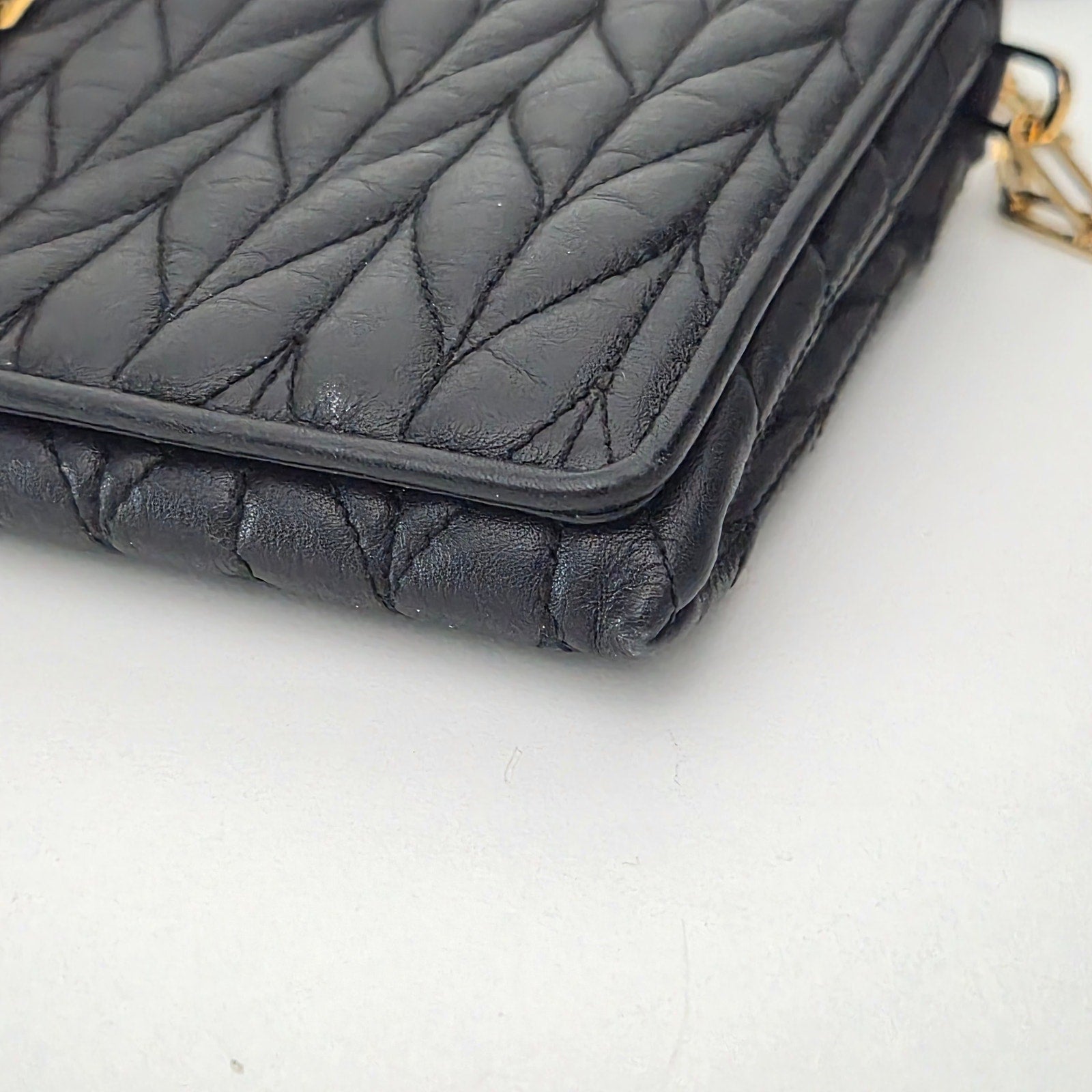 Gucci Vintage Quilted Chevron Leather Lion Charm Crossbody