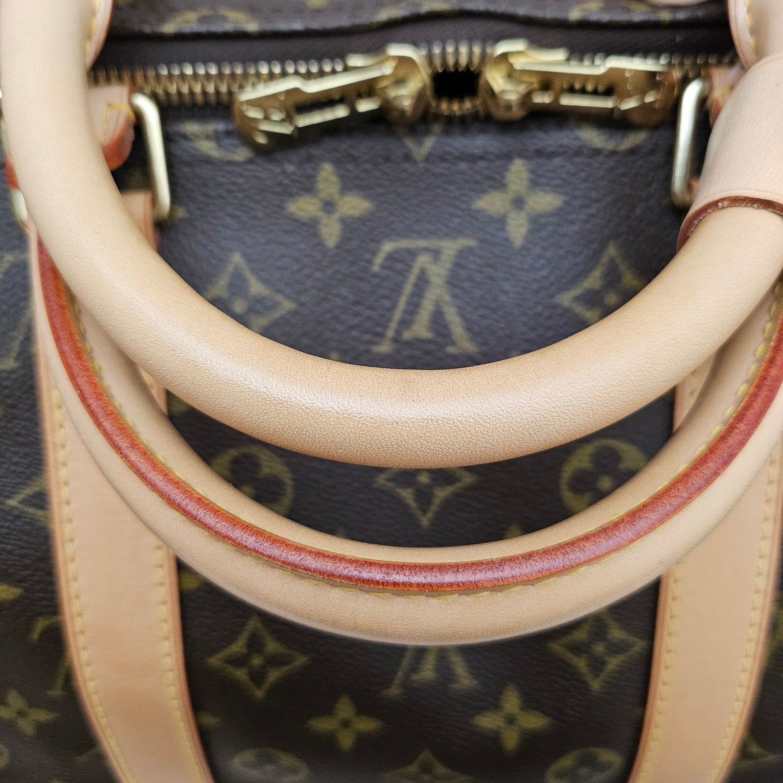 Louis Vuitton Monogram Keepall 55 Travel Duffle Bag